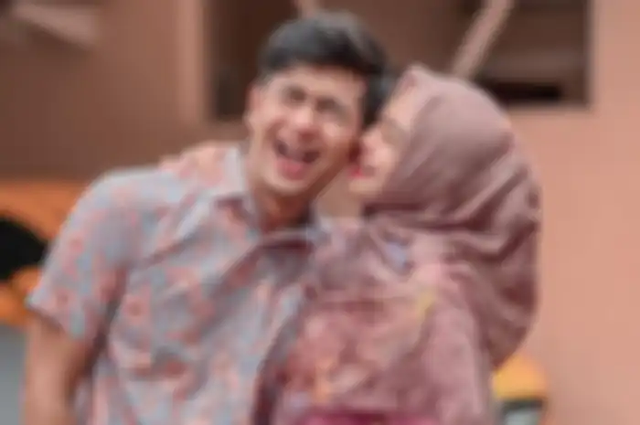 Detik-detik jelang Ria Ricis melahirkan, Teuku Ryan mohon doa