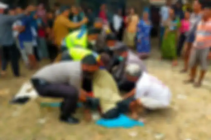 Sopir odong-odong sengaja lakukan ini sampai penumpangnya ikut lengah. Pantas odong-odong langsung disambar kereta di Serang.