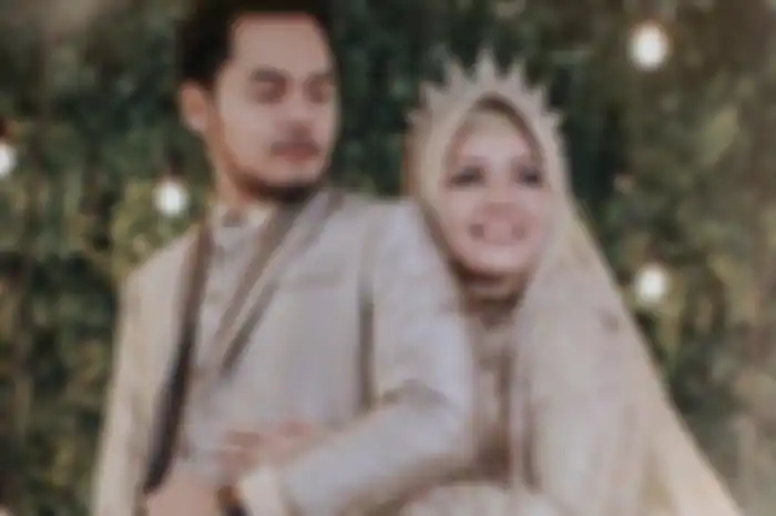 Elly Sugigi dan Aher beli rumah di Bandung