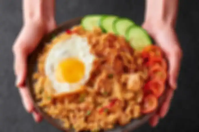 ilustrasi nasi goreng istimewa