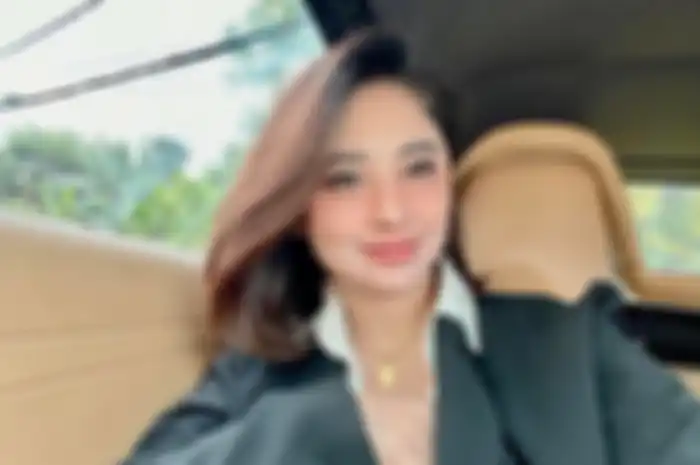 Dewi Perssik akan melaporkan Angga Wijaya atas dugaan penggelapan dana jika tidak mau minta maaf.