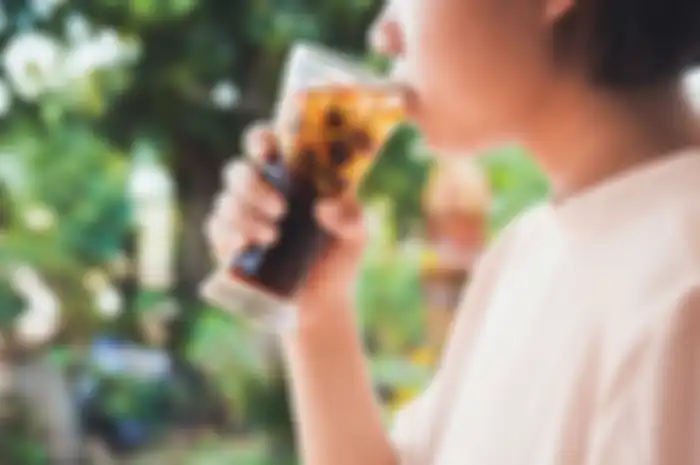 Salah satu makanan penyebab asam urat yang patut diwasapadai adalah minuman ringat atau soft drink