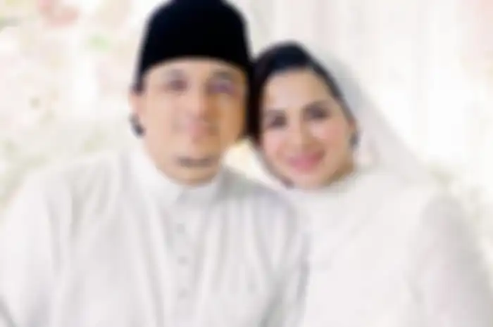 engku emran dikabarkan resmi cerai dari istri