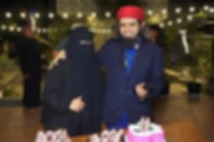 Kebersamaan Gus Samsudin dan Nyai Ehan