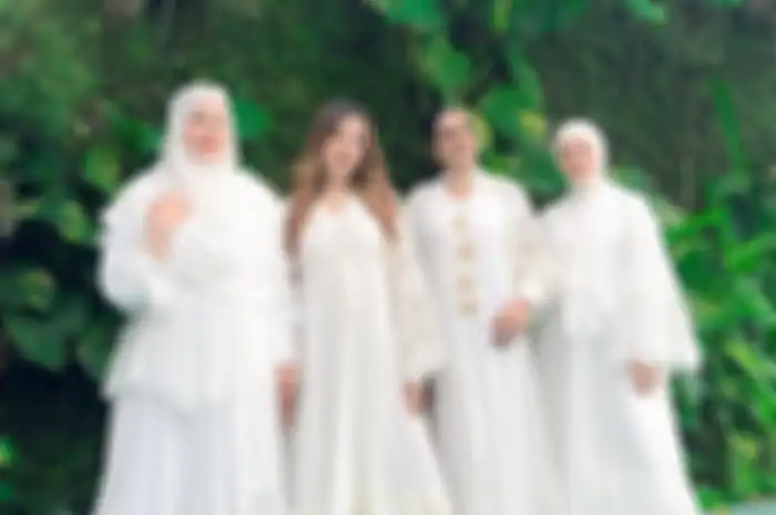 Melalui unggahan Story Instagram, Jumat (5/8/2022), Tasyi Athasyia menuturkan hubungannya dengan Tasya Farasya dan Ala Alatas membaik. 