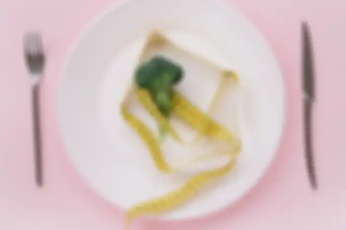 Tips hidup cara mengatasi lapar saat diet