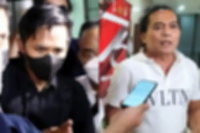 Bharada E mengganti kuasa hukum lamanya Deolipa Yumara atau Boerhanuddin dengan kuasa hukum barunya yang bernama Ronny Talapessy. Ini alasanya.