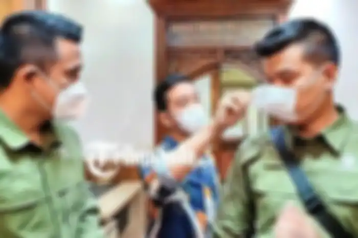Gibran Rakabuming marah dengan oknum Paspampres yang tega pukuli sopir truk di Solo. 