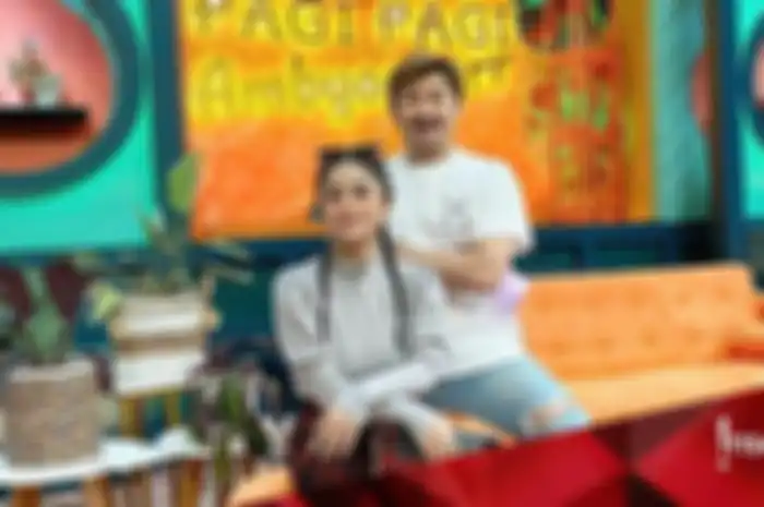 Dewi Perssik dan Angga Wijaya