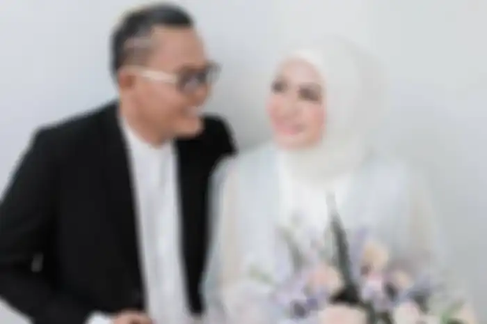 Sule dan Nathalie Holscher.