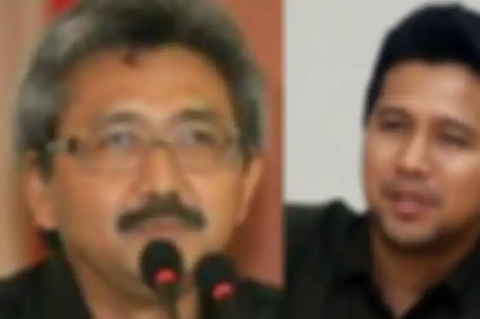 Ayah Emil Dardak meninggal dunia karena kecelakaan. 
