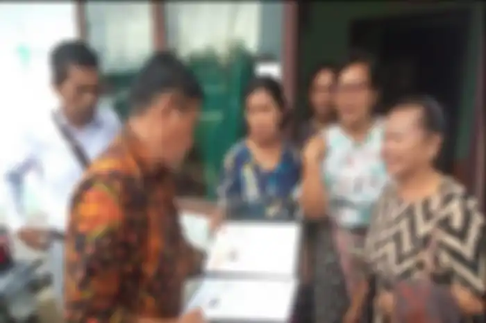 Foto Pertemuan keluarga Vera Simanjuntak dan Keluarga Brigadir J. 