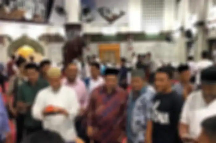 Tabiat asli anggota DPR di kasus Ferdy Sambo justru terbongkar usai mencecar Menko Polhukam Mahfud MD. Foto Fahri Hamzah sampai dibawa.
