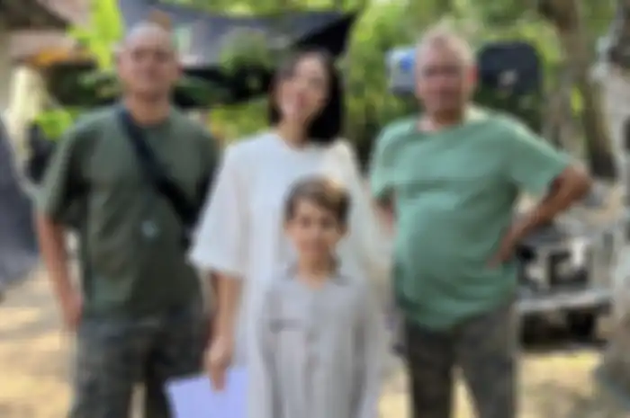 Gisel yang main film lagi ternyata pernah korbankan Gading Marten demi tampil di layar bioskop. Foto Gempi diunggah. 