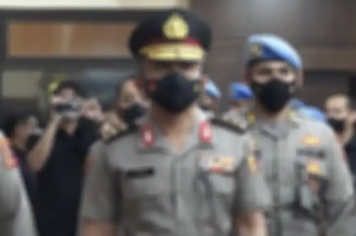 Tersangka pembunuhan berencana, Irjen Pol Ferdy Sambo saat akan menjalani sidang kode etik di gedung Bareskrim Mabes Polri, Jakarta Selatan, Kamis (25/8/2022) pagi.