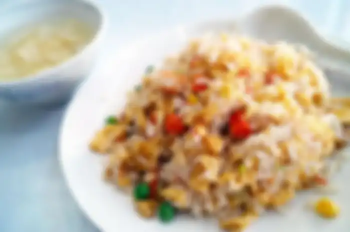 Aneka tips kesehatan, 3 bahan ini ternyata tak boleh dimakan dengan nasi goreng.