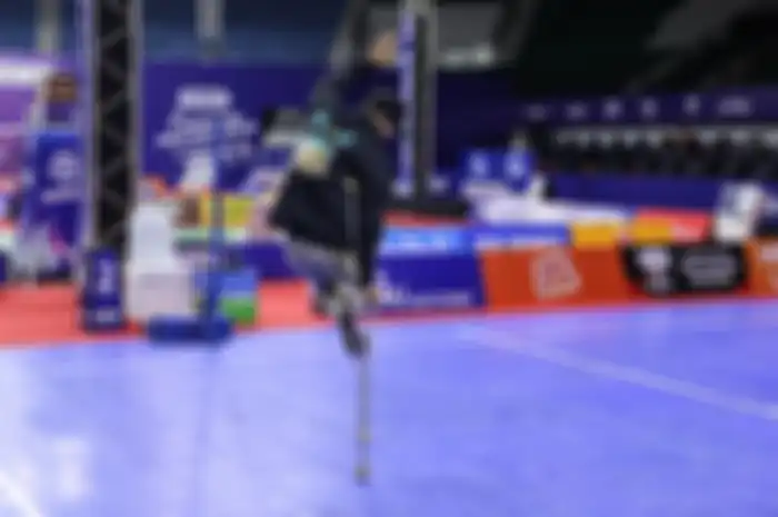 Babak final turnamen FOX’S Indonesia Para Badminton International 2022 Sabtu (27/8) dibuka dengan penampilan impresif dari Arif Setyo Budi.