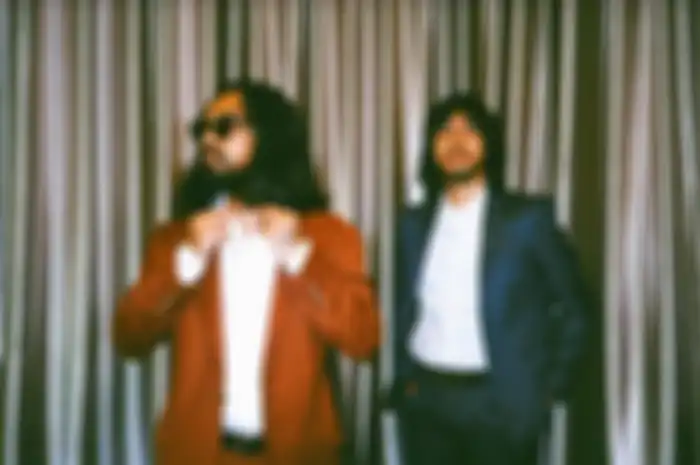 Ali, unit funk/soul asal Jakarta yang digawangi oleh Arswandaru (kiri) dan John Paul Patton