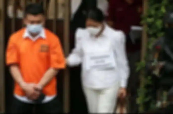 Putri Candrawathi dan Ferdy Sambo saat hadiri kegiatan  rekontruksi  adegan pembunuhan Brigadir J