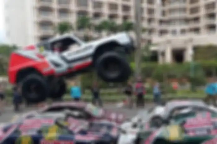 Jumping Warrior Taxi Ride di Otobursa Tumplek Blek 2022.