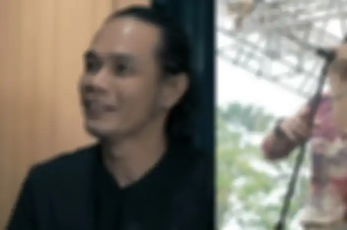 Once Mekel ngaku nggak tahu nama band-nya waktu diajak ngeband bareng Pay dan Ronald