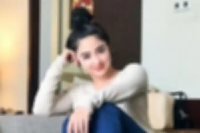 Dewi perssik