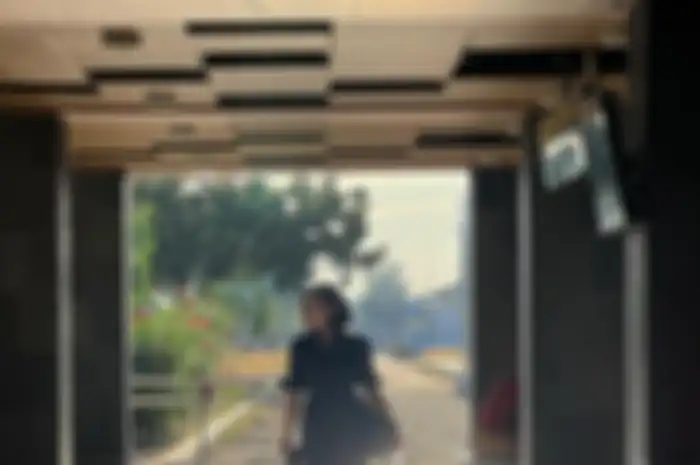Gisel girang bisa posting foto di Alor, Nusa Tenggara Timur. Dia semakin ketagihan diving. Wajahnya disorot netizen. 