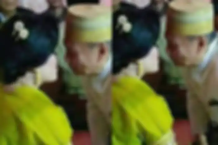 kakek nikahi mahasiswi cantik