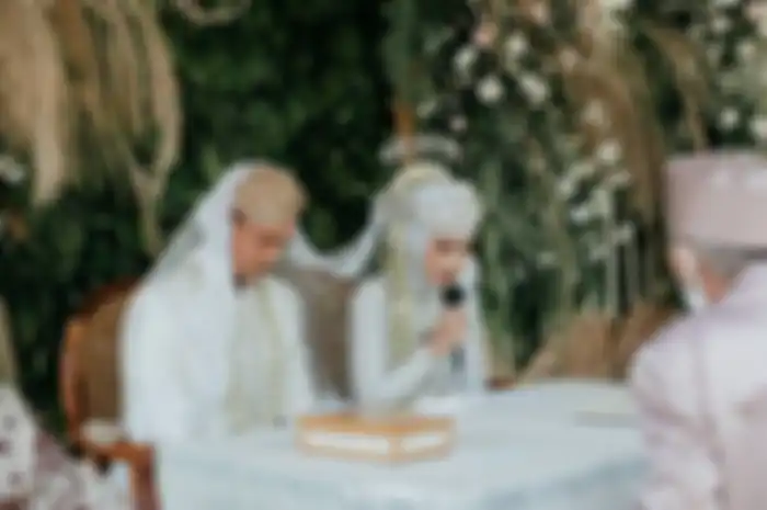 Imas Meilani istri kopilot pesawat TNI AL yang gugur tulis doa sederhana usai dinikahi Letda Dendy Kresna Bhakti. Foto sosoknya dibanjiri doa.