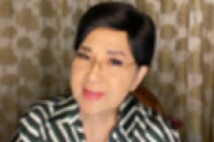 Titiek Puspa berhasil sembuh dari kanker serviks, begini kabar terbarunya
