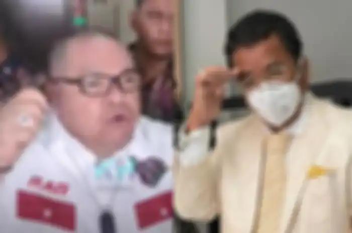 Razman Nasution sebut Hotman Paris Hutapea kena mental saat sidang mediasi   Artikel ini telah tayang di Tribunnews.com dengan judul Gagal Mediasi, Razman Nasution Sebut Hotman Paris Kena Mental sampai Bawa Bodyguard, https://www.tribunnews.com/seleb/2022/09/07/gagal-mediasi-razman-nasution-sebut-hotman-paris-kena-mental-sampai-bawa-bodyguard?page=2. Penulis: Indah Aprilin Cahyani Editor: Salma Fenty