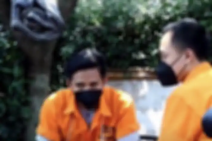 Pengakuan jujur Bharada E saat tes lie detector bikin Ferdy Sambo buru-buru lakukan ini. Seniornya bilang Bharada E penakut. 