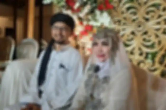 Andre Irwan dan Roro Fitria