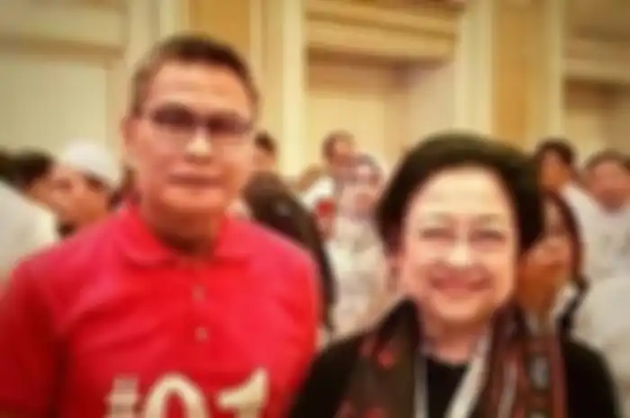 Pencetus Dewan Kolonel PDIP ternyata sempat sentil Kapolri Jenderal Listyo Sigit soal Ferdy Sambo. Foto Johan Budi dibahas. 