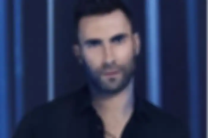 Biodata Artis Adam Levine