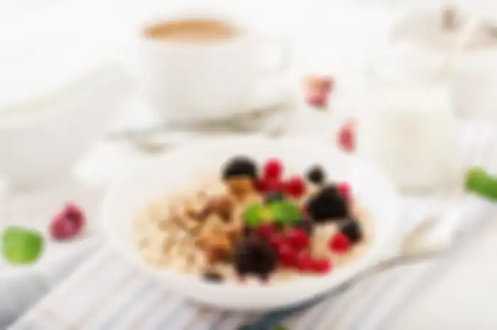 Tips hidup: manfaat oatmeal bagi kesehatan jantung.