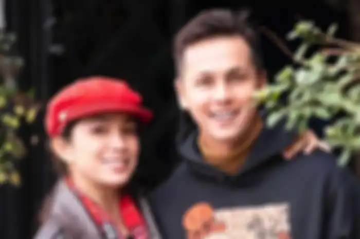 Ussy Sulistiawaty dan Andhika Pratama 