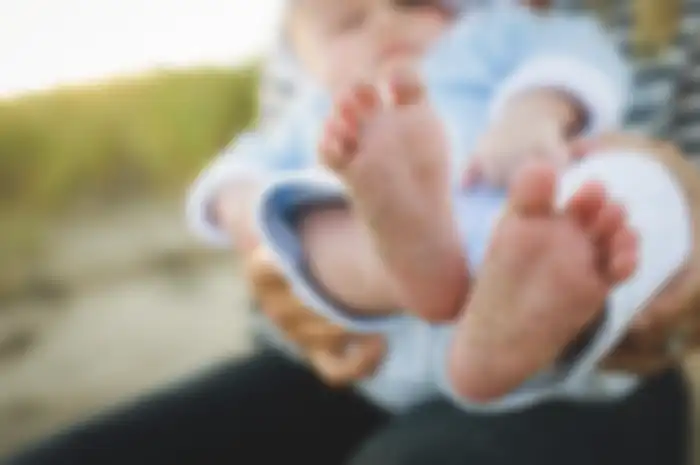 Kumpulan inspirasi arti nama bayi laki-laki yang berarti 'surga'.