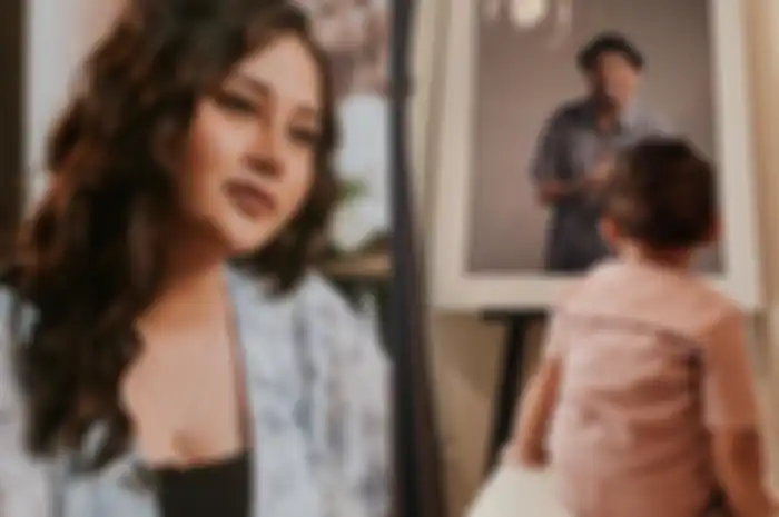 Mutia Ayu dan Glenn Fredly sepakat untuk tak publish foto wajah Gewa