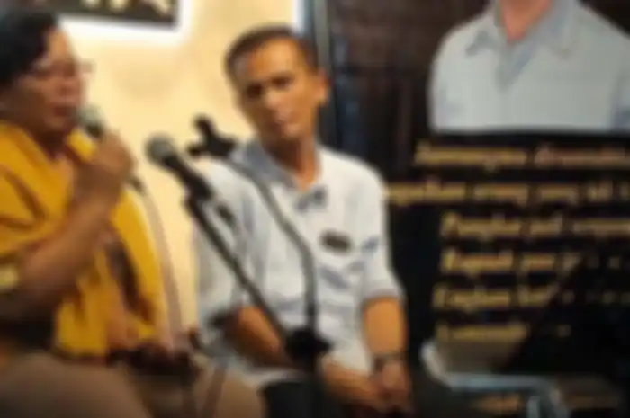 Kasus mulai meredup, tangan ibunda Brigadir J pecah ungkap hal tak terduga ini.