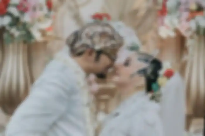 Roro Fitria dan Andre Irawan