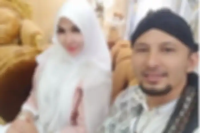 Foto Roro Fitria dan Andre Irawan. 