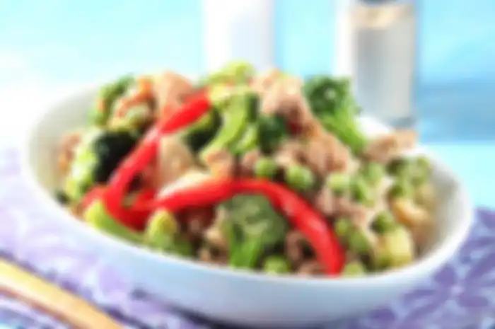 Resep Tumis Brokoli Ayam Enak Dan Mudah Dibuat Ini Tak Boleh Absen Untuk Resep Bekal Sekolah Si Kecil Nanti