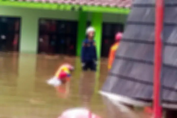Ini fakta ngeri 3 siswa MTsN 19 Pondok Labu Jakarta yang meninggal dunia saat asyik bermain. Foto kondisi sekolahnya diunggah.