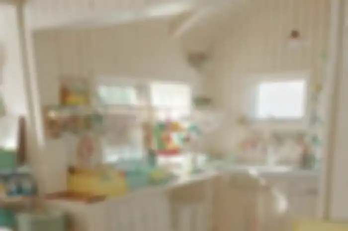 Ini 8 desain dapur mungil bentuk L yang cocok buat Ibu-ibu pencari paket renovasi hemat. Lengkap dengan foto referensinya. 