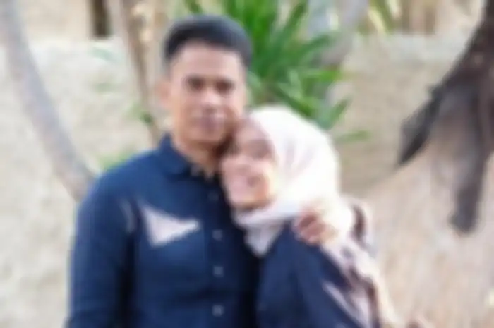 Endang Mulyana peluk sang anak, Lesti Kejora di depan Kakbah