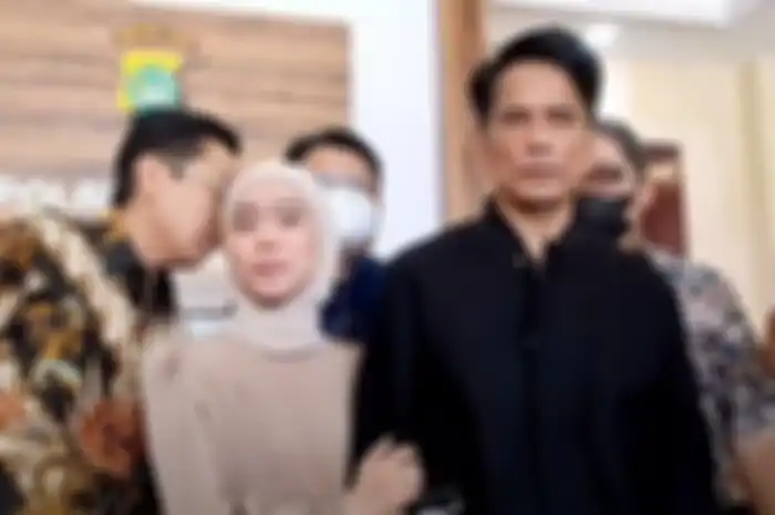 Lesti Kejora gelar konferensi pers sebut akan rujuk dengan Rizky Billar.