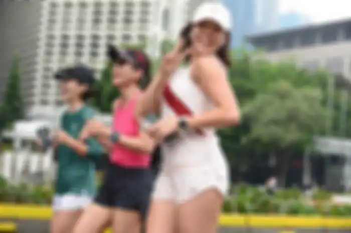Inilah 3 foto cantik Gisella Anastasia atau Gisel lakukan olahraga lari di Sabtu pagi. Netizen auto ngeluh begini. 