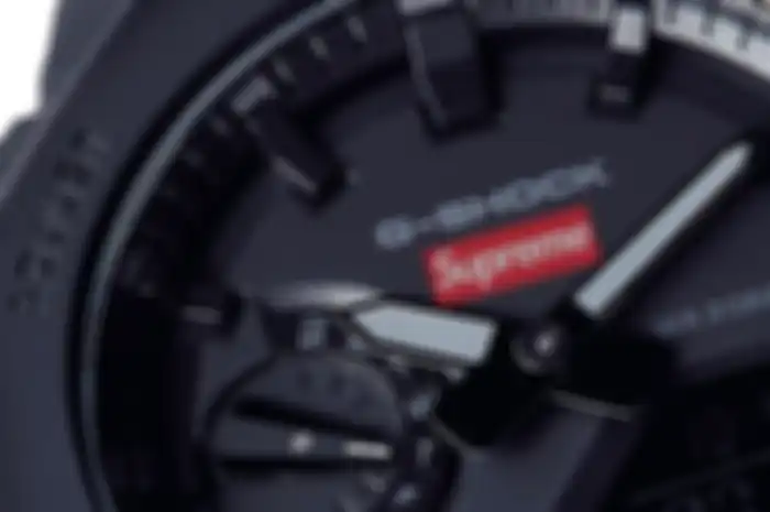 Arloji kolaborasi Supreme x The North Face x G-Shock