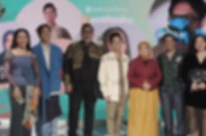 6 Musisi Ini Beberin Cara Dapet Ide Sampai Jadi Lirik Lagu (kiri ke kanan: Yura Yunita, Baskara Putra, Ndarboy Genk, Stevan Pasaribu, Woro Widowati, dan Sal Priadi)